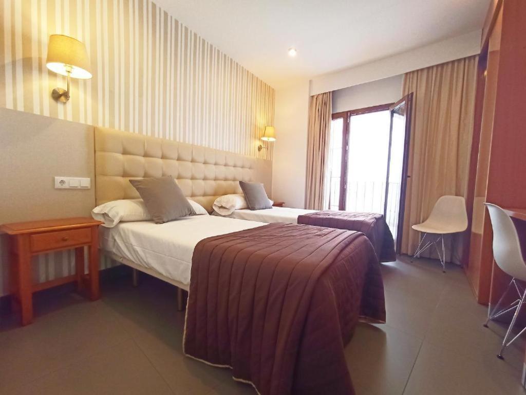 Hotel Rambla Emerita, Centro Ciudad Mérida Exteriör bild