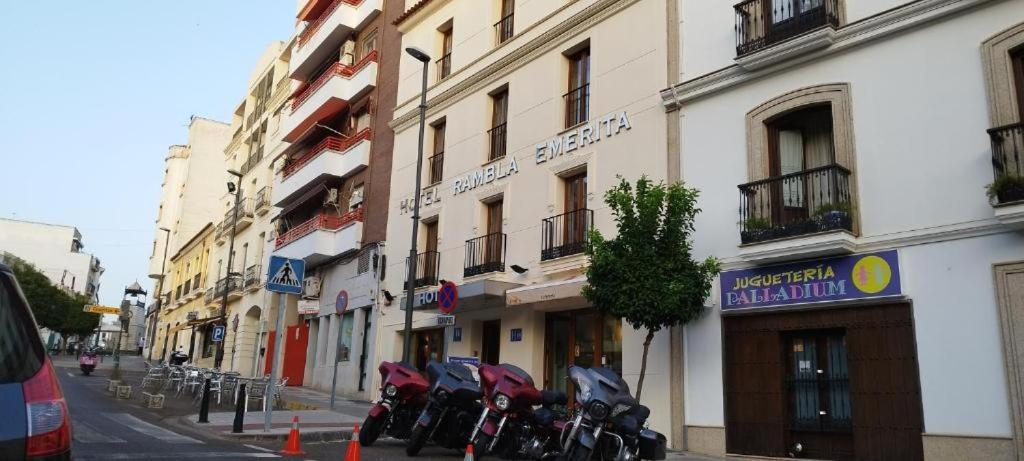 Hotel Rambla Emerita, Centro Ciudad Mérida Exteriör bild