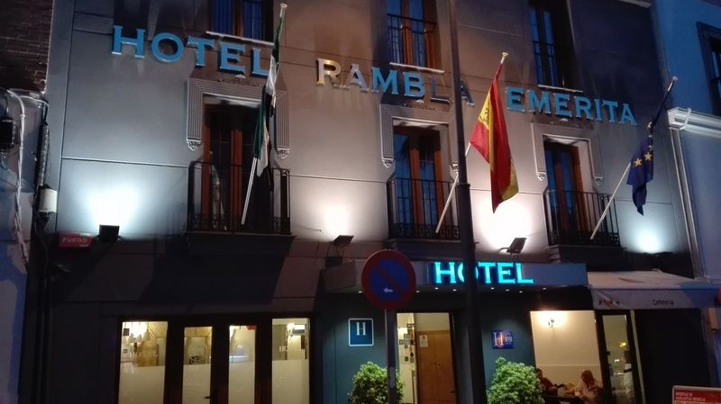 Hotel Rambla Emerita, Centro Ciudad Mérida Exteriör bild